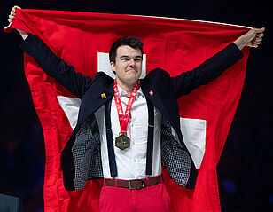 Simon Rüedi de Niederösch (BE) décroche une médaille d’or aux EuroSkills