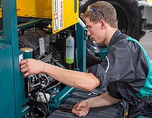 Der St. Galler Landmaschinenmechaniker Tobias Roth holt den Schweizermeistertitel